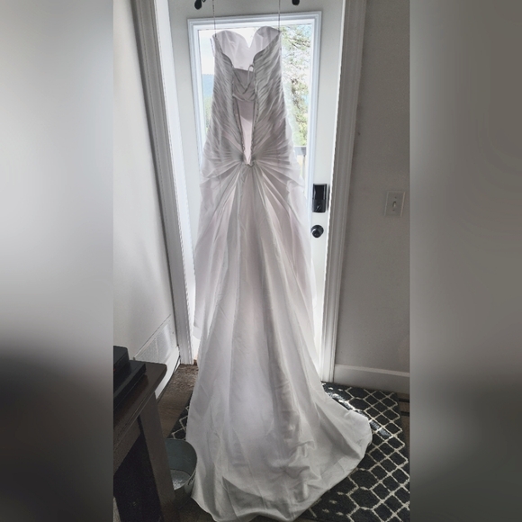 MAGGIE SOTTERO WEDDING DRESS - Picture 3 of 5